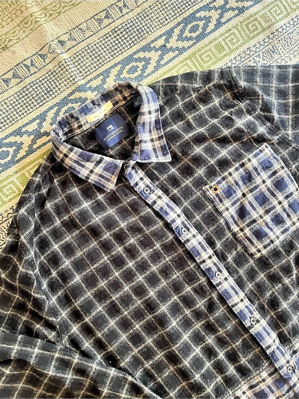 Scotch & Soda Plaid Button Down in Black & Blue XXL Like New